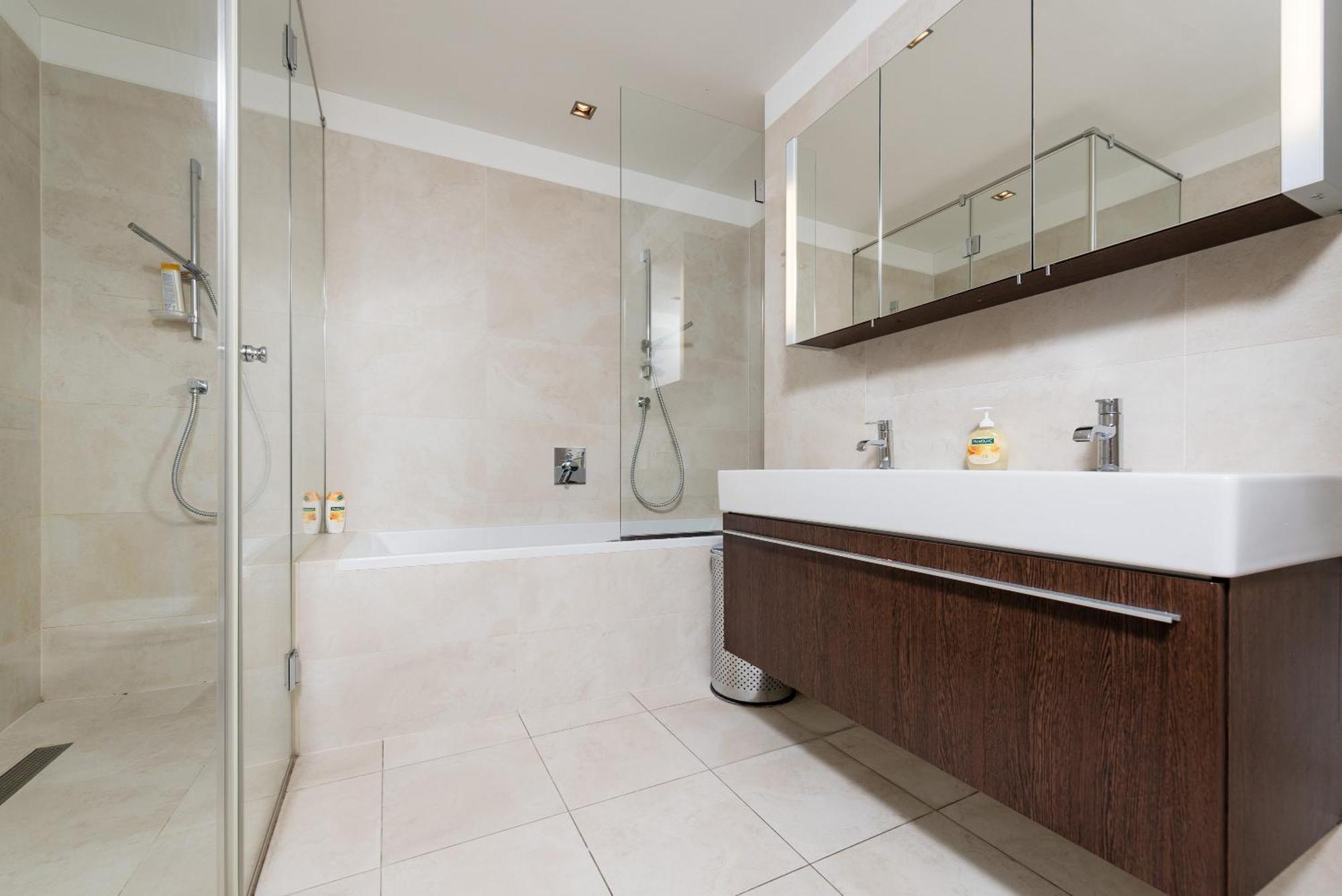 Apartments Next To Vienna Stateopera With Aircondition Номер фото
