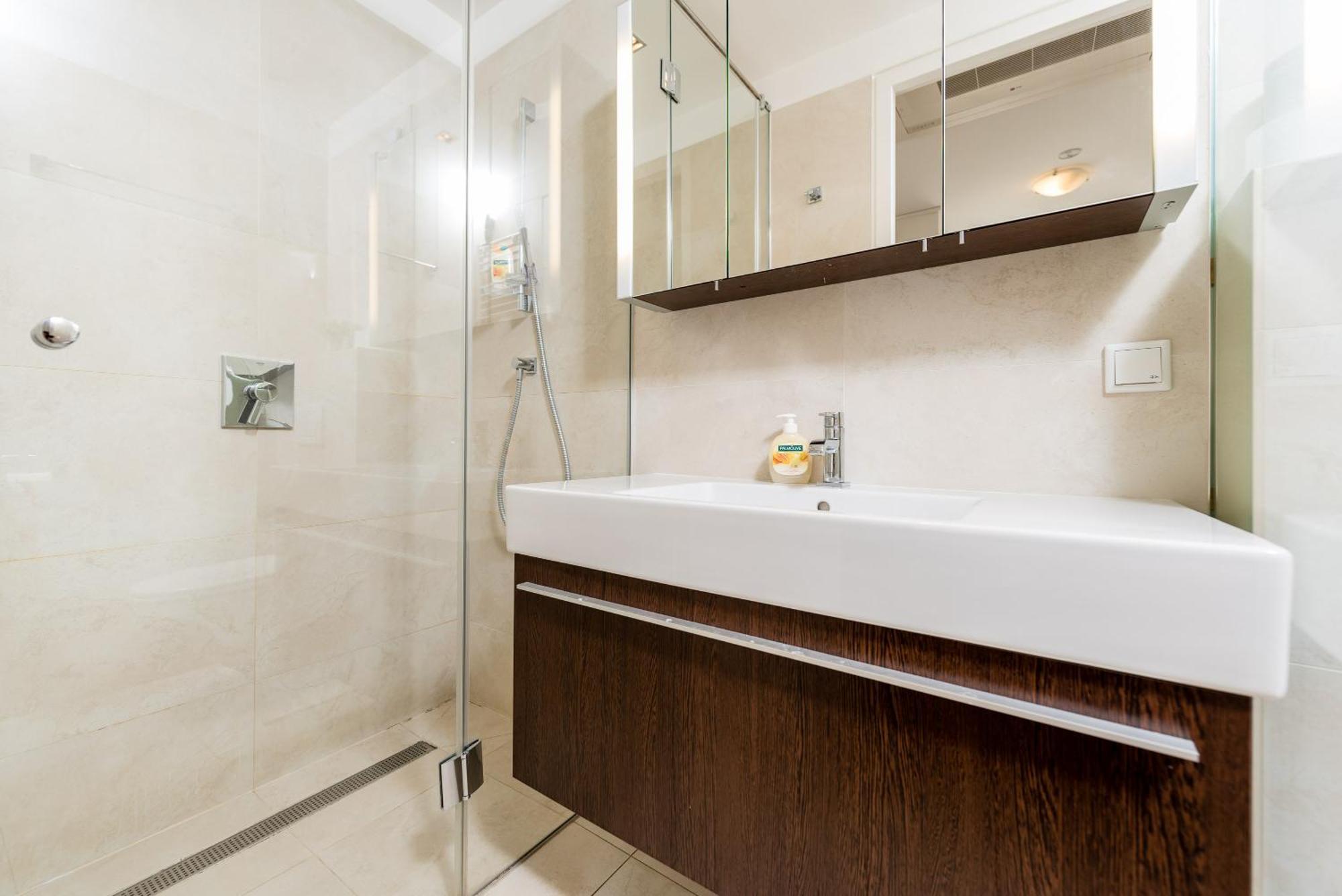 Apartments Next To Vienna Stateopera With Aircondition Номер фото